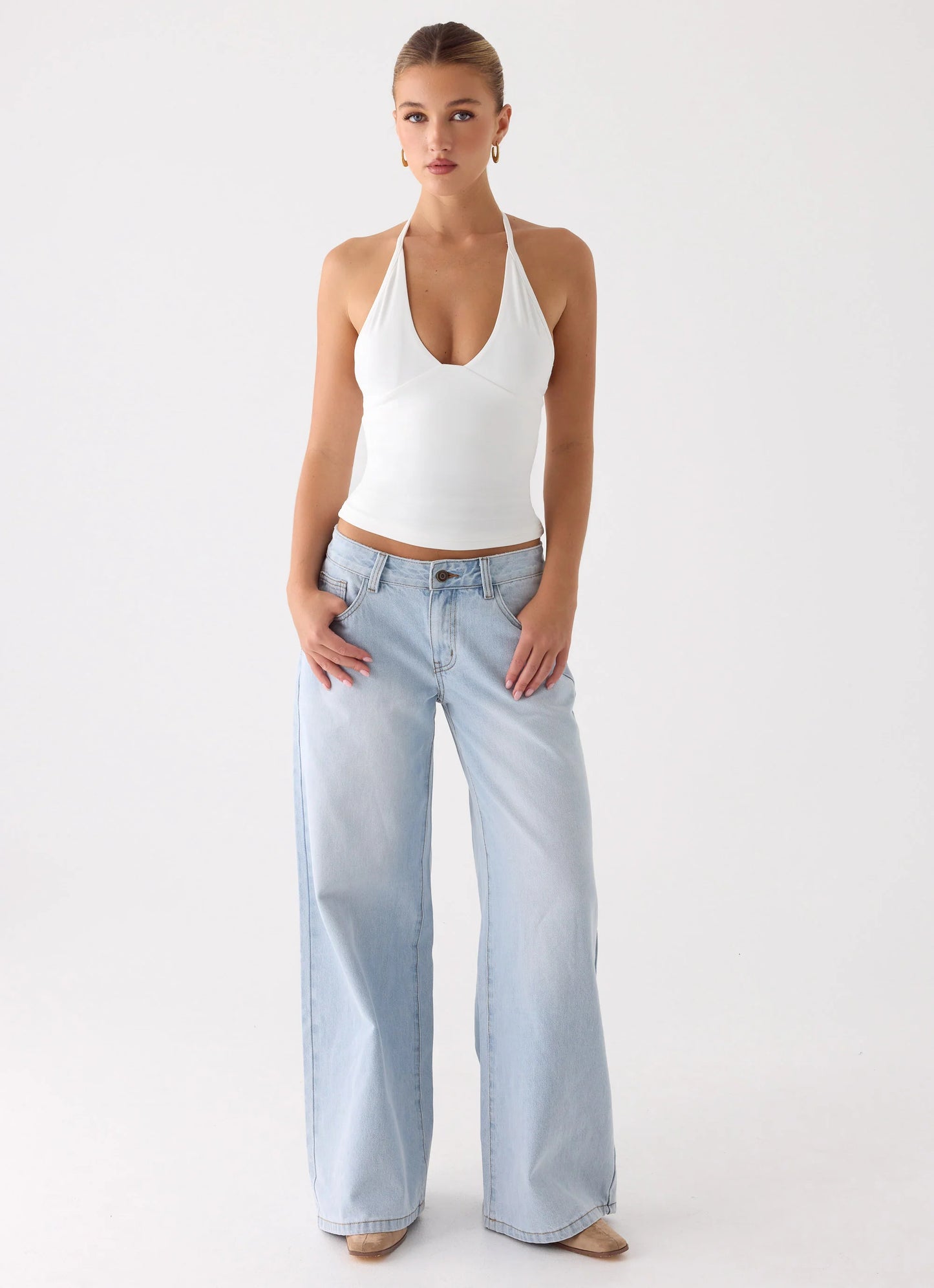 Neo Low Rise Wide Leg Denim Jeans - Light Blue Wash